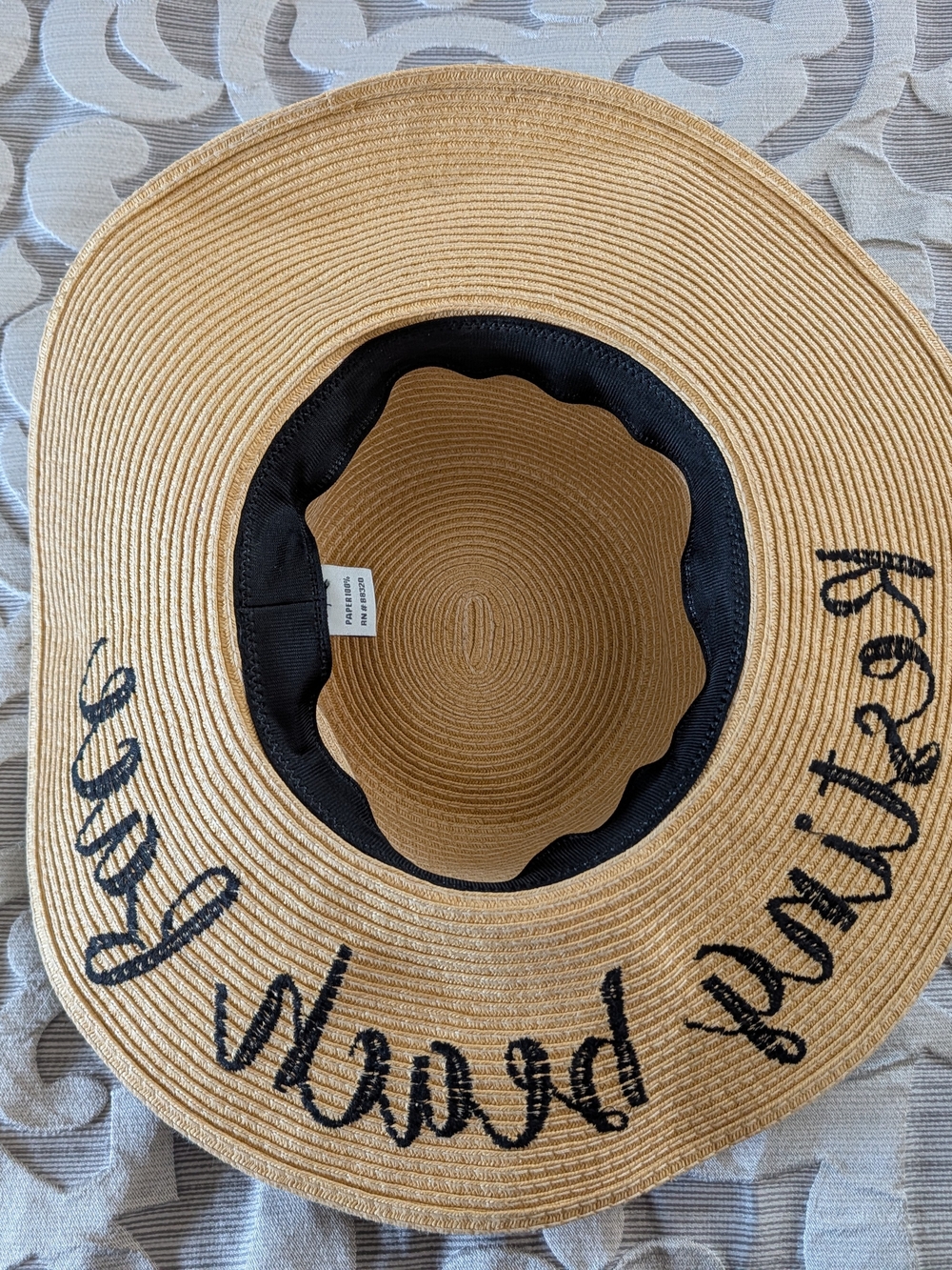 Resting Beach Face Wide Brim Straw Sun Hat - Picture 4 of 5